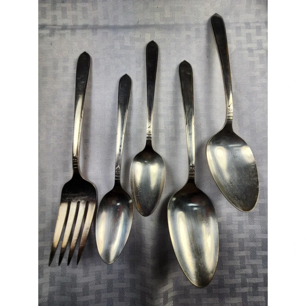 5 Piece Oneida Community Plate Silver Plate Flatware 1914 Table Spoon, Teaspoon
